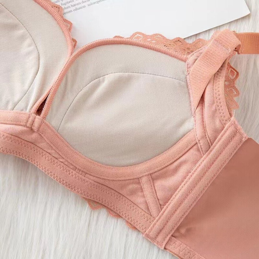 Non-Magnetic Silky AB Cup Medium Thickness Comfortable and Breathable Brassiere