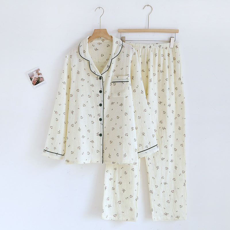 Cozy Forest Floral Luxury Homeware Set With Crepe Cotton Yarn Lapel Collar