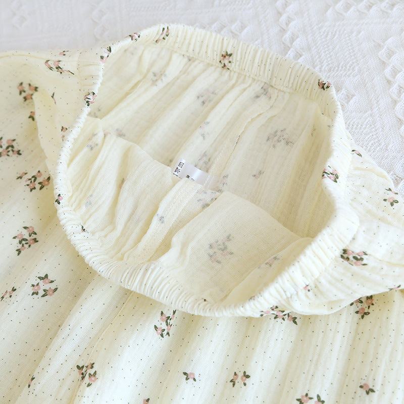 Cozy Forest Floral Luxury Homeware Set With Crepe Cotton Yarn Lapel Collar
