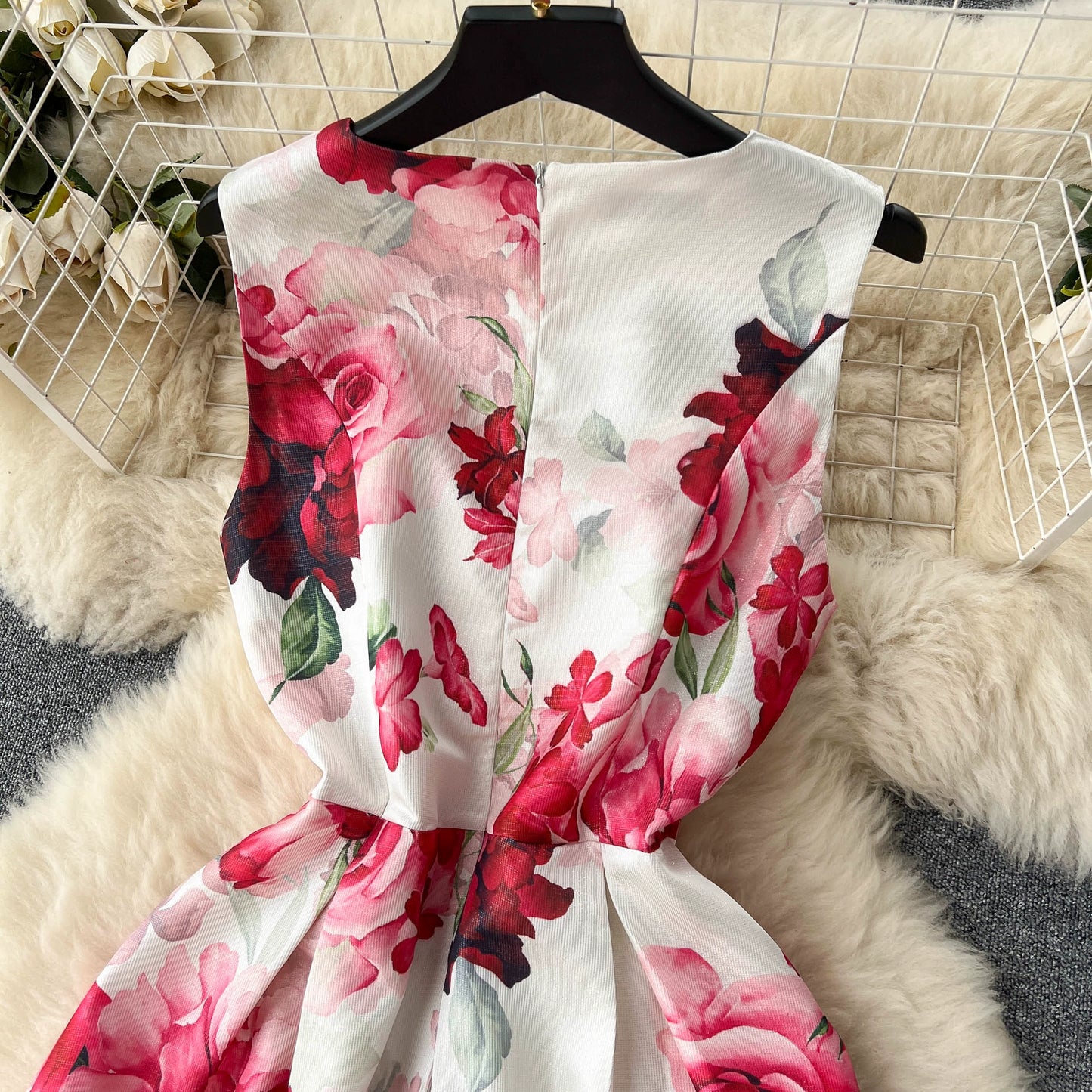 Floral Elegant Sleeveless Pleated Waist-Defining Skirt Dress For Women