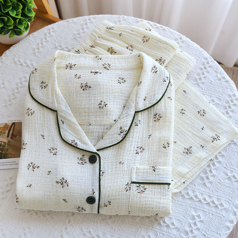 Cozy Forest Floral Luxury Homeware Set With Crepe Cotton Yarn Lapel Collar