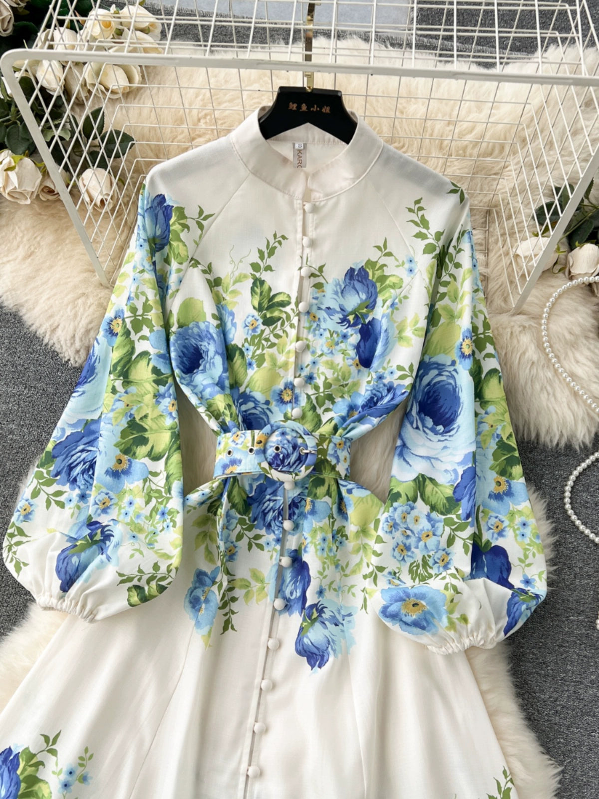 Modern Minimalism Elegant Dress with Floral Pattern and Bell Sleeves
