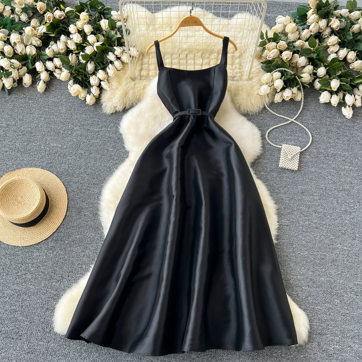 Glamorous Fluffy Long Suspender Party Dress for a Fancy Summer Night