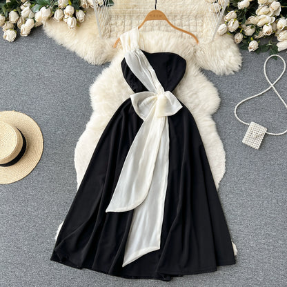 Black and White Summer Beauty Slanted One Shoulder A-Line Skirt Dress