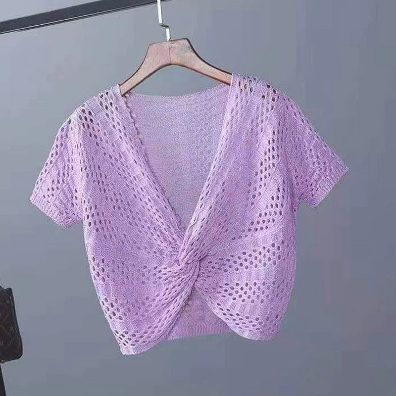 With a sundress cut-out blouse, a new summer ice silk mesh tops