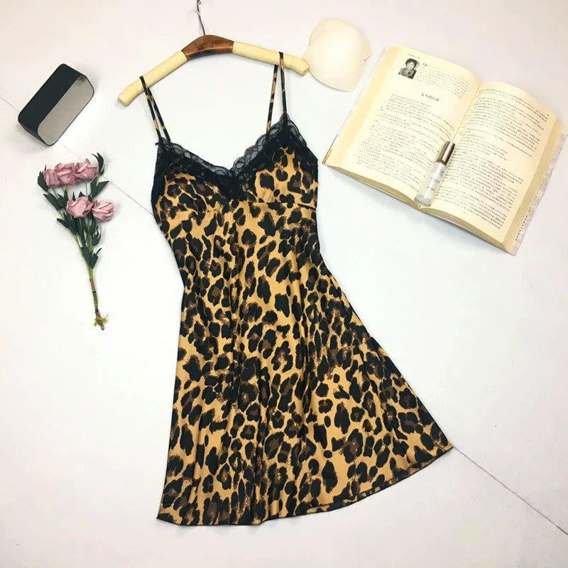 Women's Leopard printed Comfortable lace suspender nightdress