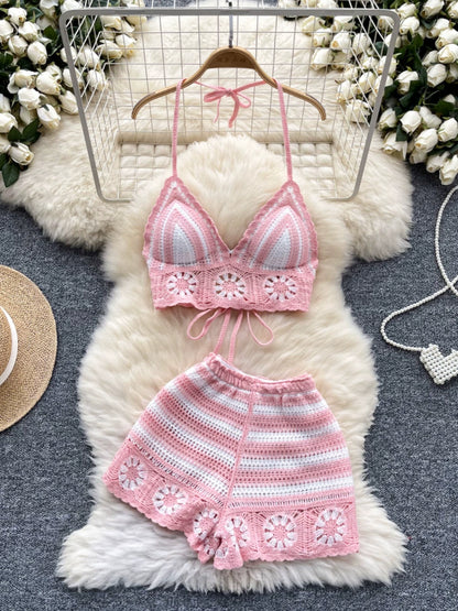 Women's Chic Sexy Cutout Hook Halter Neck Strappy Vest & High Waist Knit Shorts Resort Style Suit