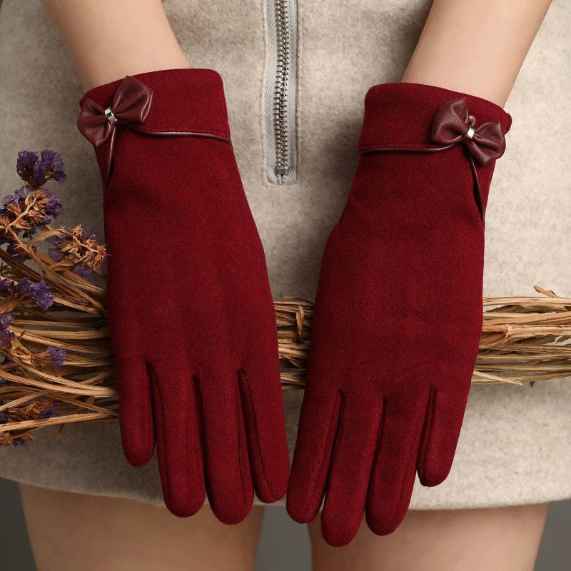 Winter Women Windproof and Warm Bride Wedding Velvet Hand Gloves