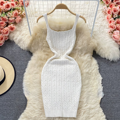 Women's Korean Knitted Vest Slim Fit and Hip-Wrapping Design Bodycon