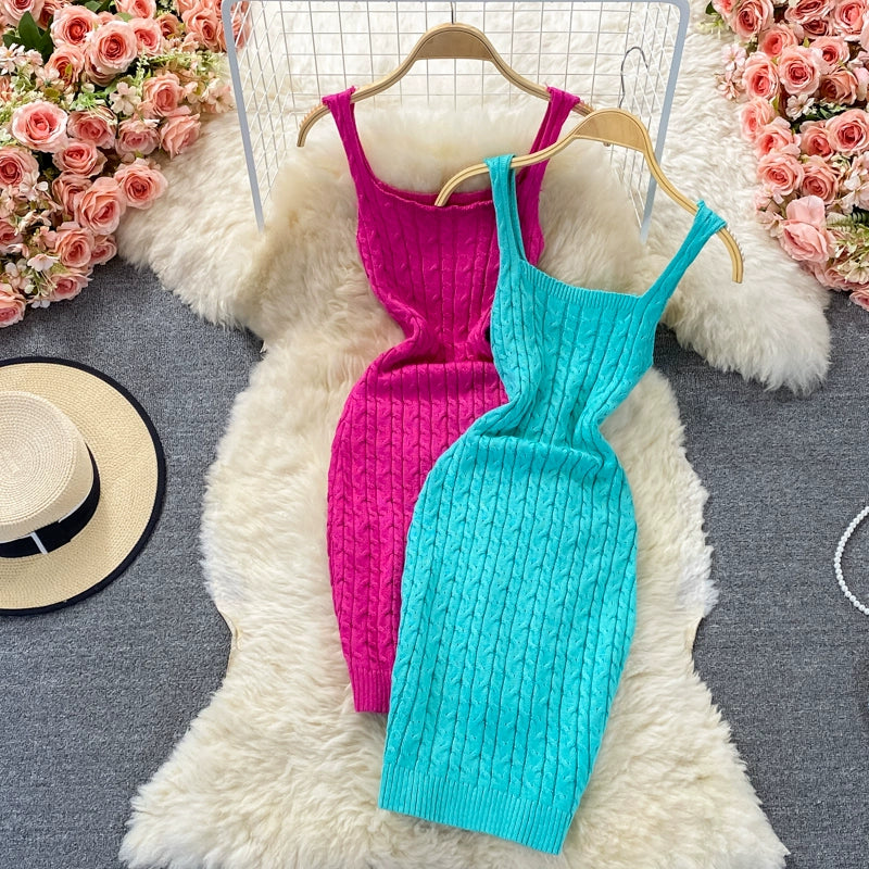 Women's Korean Knitted Vest Slim Fit and Hip-Wrapping Design Bodycon