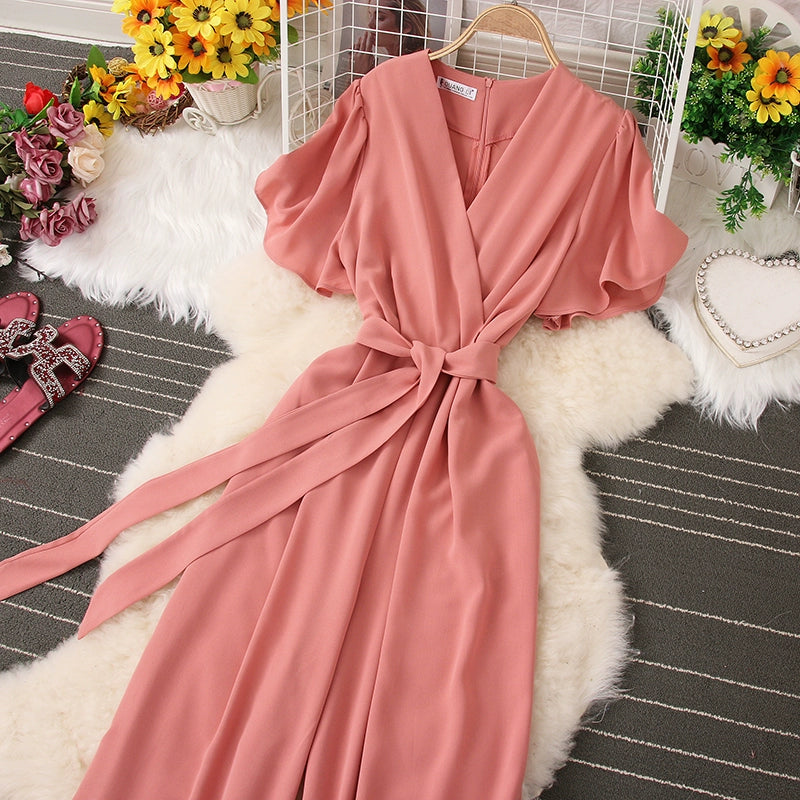 Korean version V-neck, tie waist to look slim, simple solid color, jumpsuit