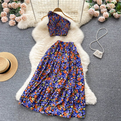 Vacation Ready Floral Printed Suit with Cropped Top and Flowy Skirt For Women