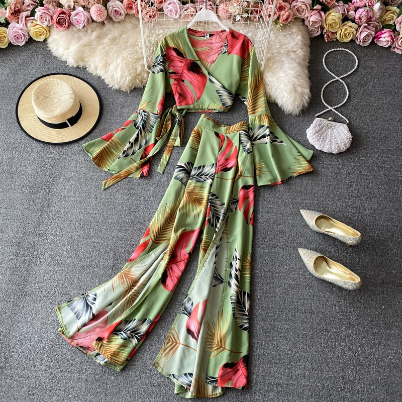 V-neck Floral Design printed tops flared sleeves high waist two-piece suits