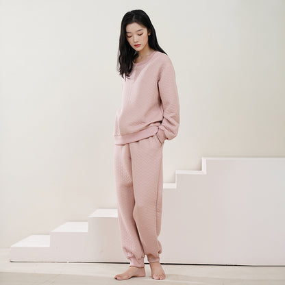 Winter Bliss Oversized Warmth Quilted Air Cotton Round Neck Full Sleeve Loungewear For Women