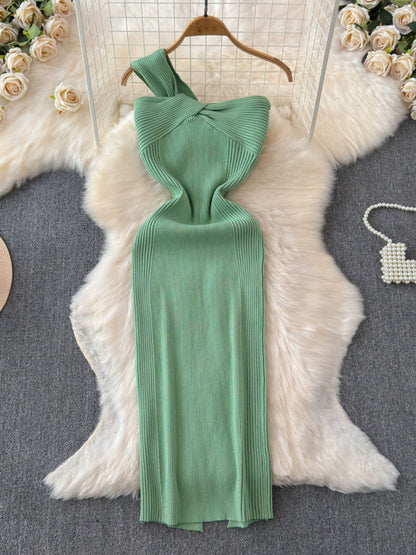 Knitted Slim Hip Pure Desire Slanted Shoulder Bodycon Dress