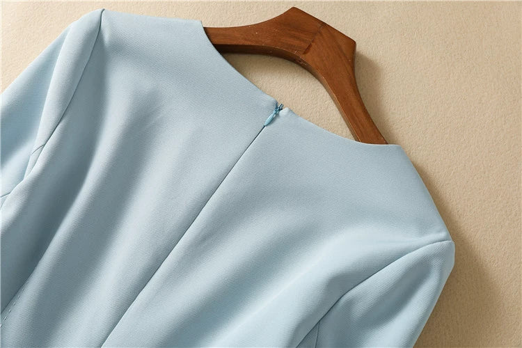 Luxury Mark-Cut Slim Hip Fit and Mid-Length Dresses