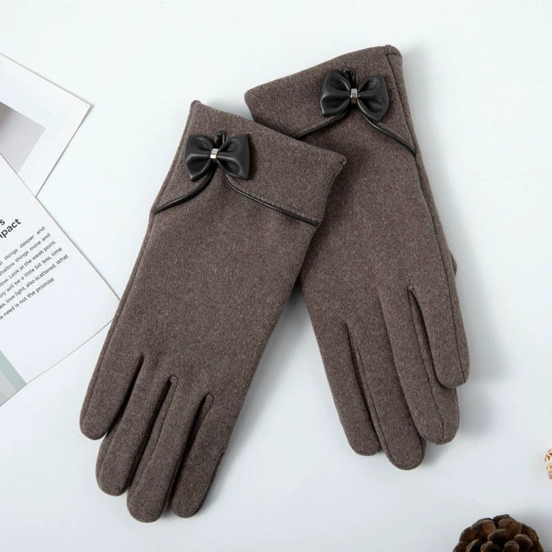 Winter Women Windproof and Warm Bride Wedding Velvet Hand Gloves