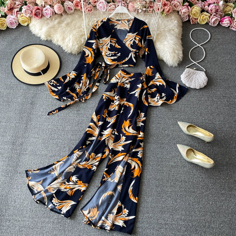 V-neck Floral Design printed tops flared sleeves high waist two-piece suits