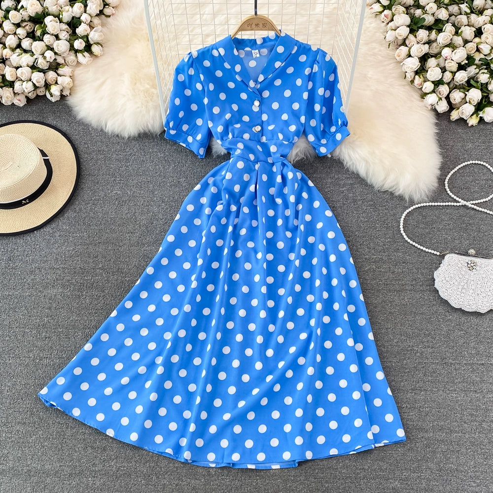 French Flair Retro Dress with V-Neck and Puff Sleeves Polka Dot Design