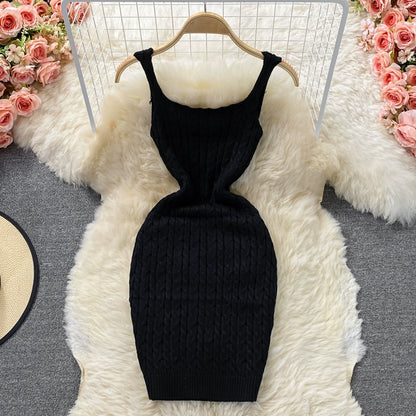 Women's Korean Knitted Vest Slim Fit and Hip-Wrapping Design Bodycon