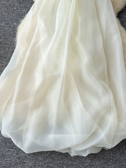 Elegant Sleeveless Bandeau Dress with Off-the-Shoulder Pleated Design and Cinched Waist