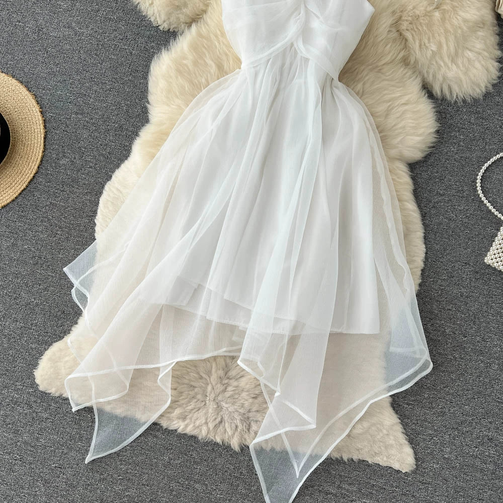 Stylish Cinched Waist Bandeau Dress with Playful Pleats
