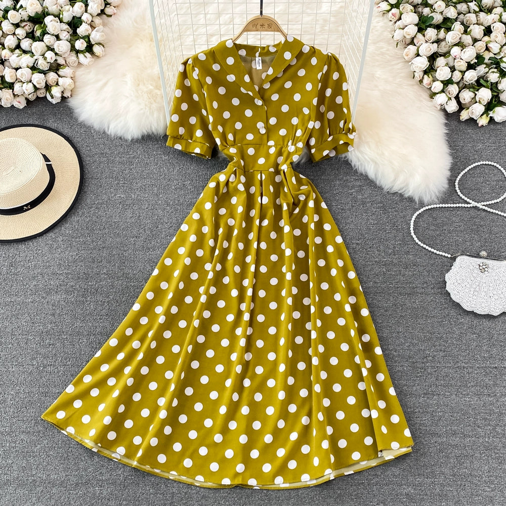 French Flair Retro Dress with V-Neck and Puff Sleeves Polka Dot Design