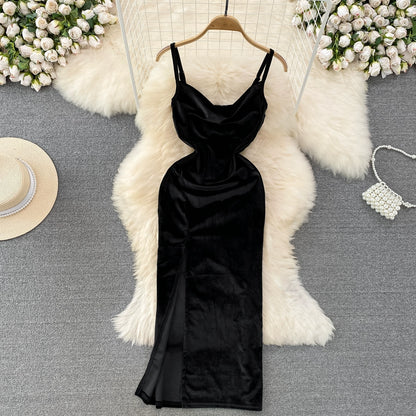 Elegant Hepburn-Inspired Velvet Swing Neck Cinched Waist and Midi Length Bodycon Dress