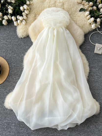 Elegant Sleeveless Bandeau Dress with Off-the-Shoulder Pleated Design and Cinched Waist