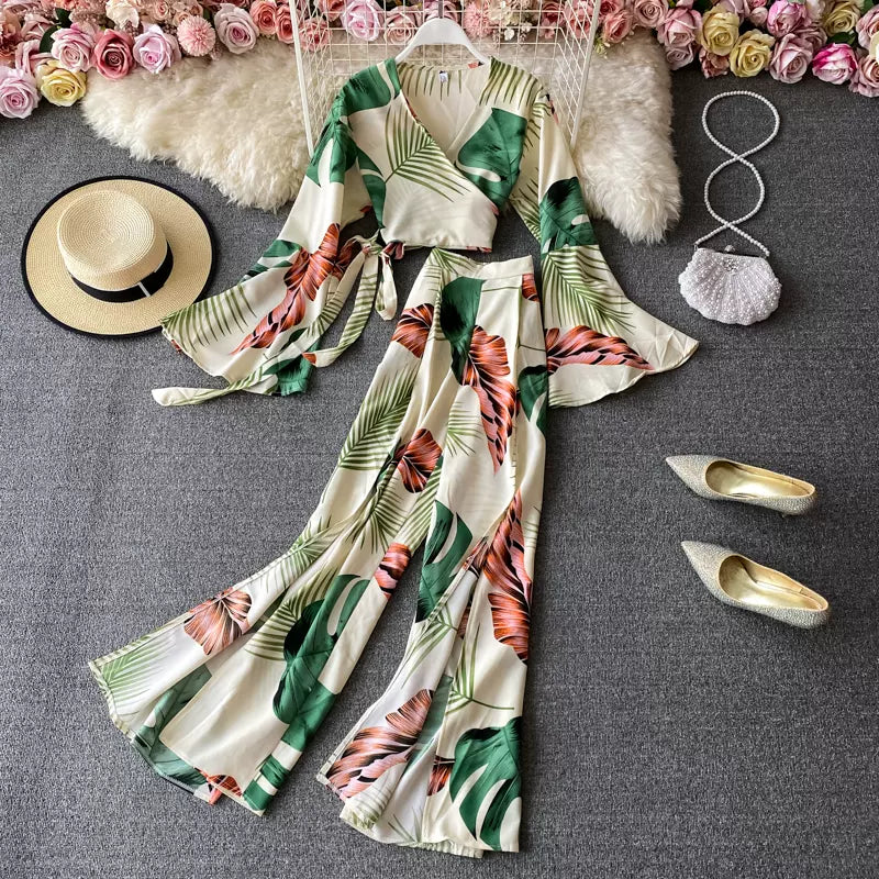 V-neck Floral Design printed tops flared sleeves high waist two-piece suits